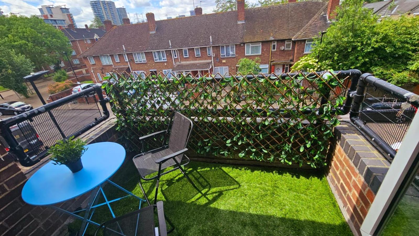 Excel O2 Stunning Large 3 Bedroom Apartment With Balcony London Exteriör bild
