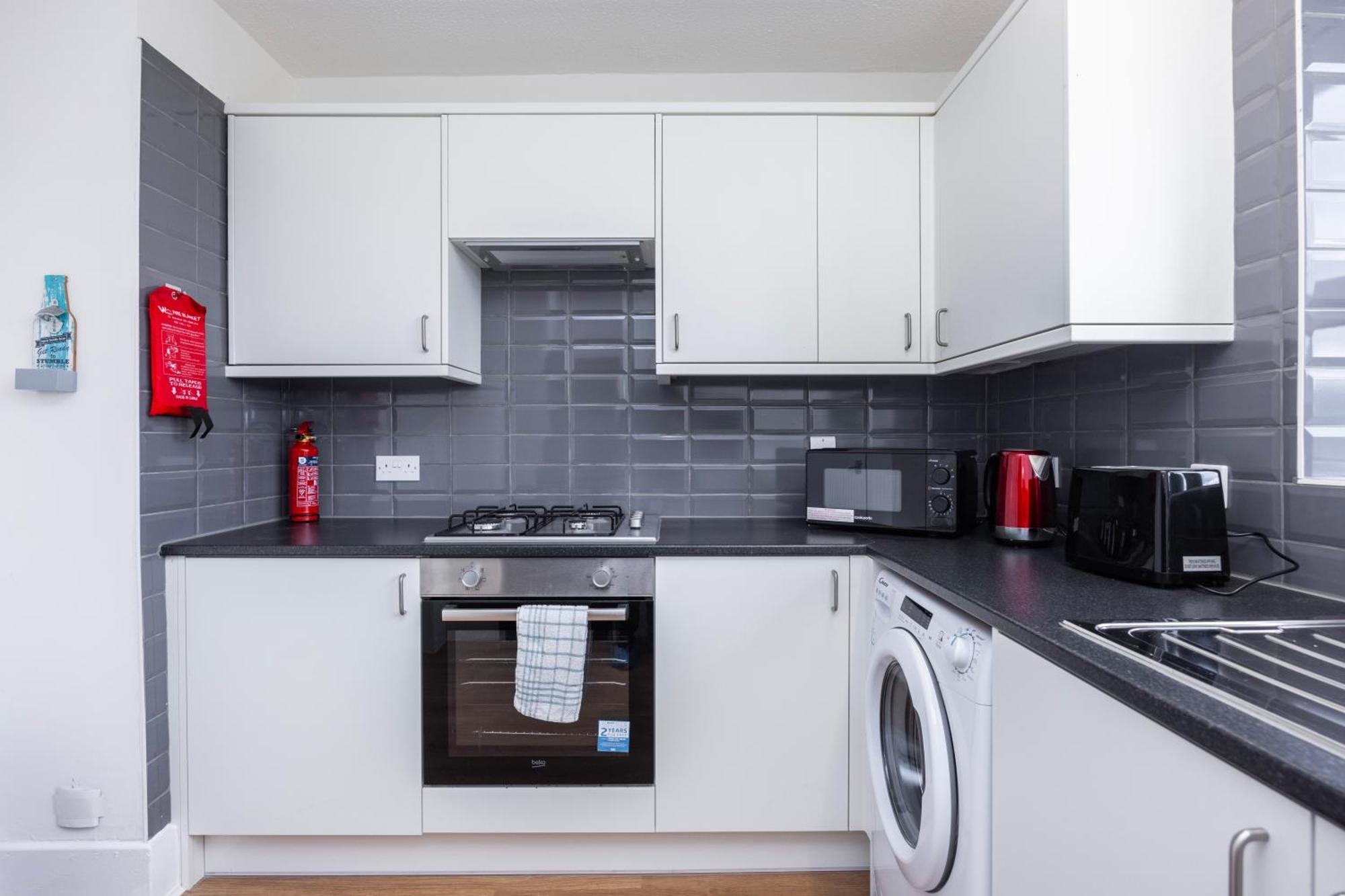Excel O2 Stunning Large 3 Bedroom Apartment With Balcony London Exteriör bild