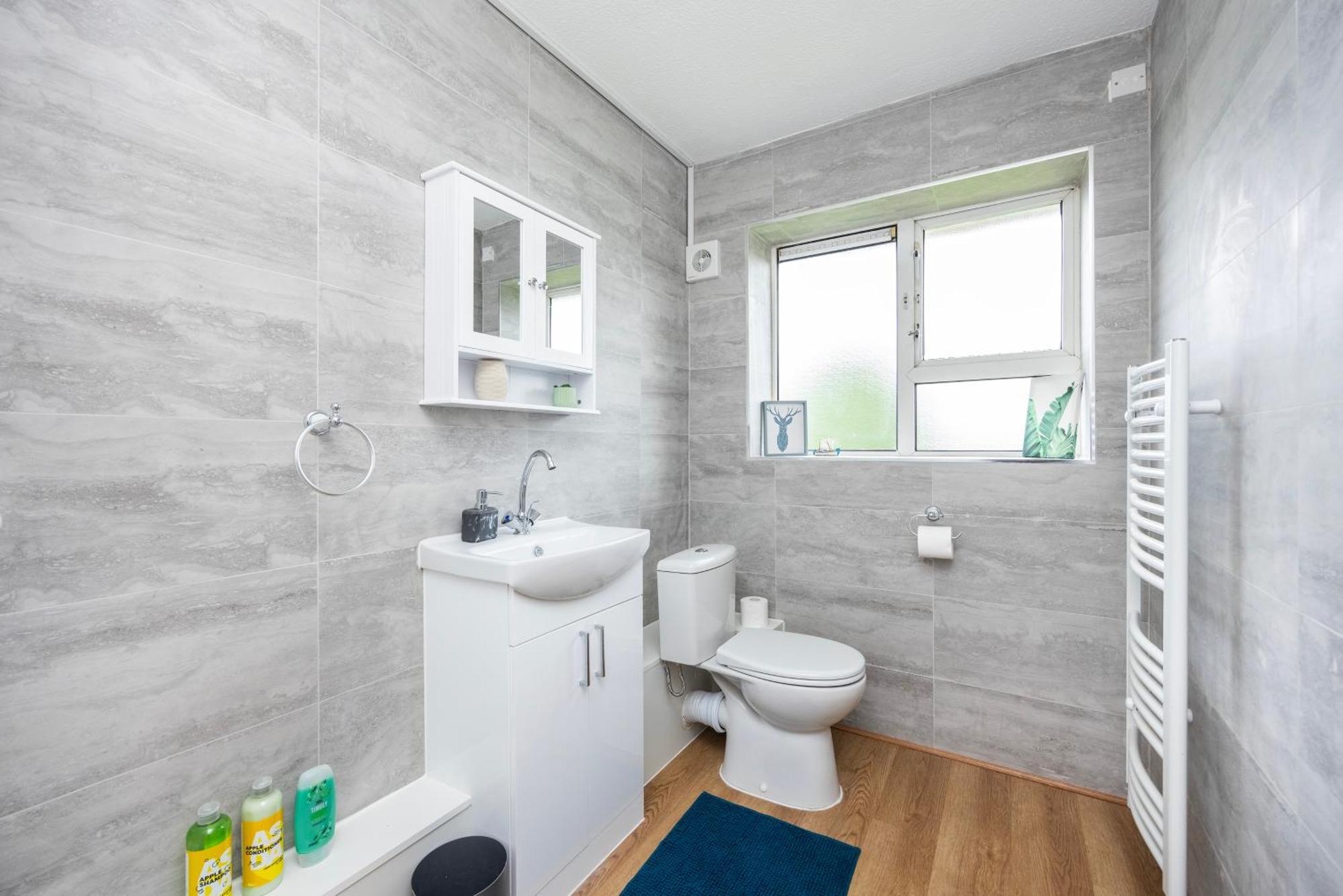 Excel O2 Stunning Large 3 Bedroom Apartment With Balcony London Exteriör bild